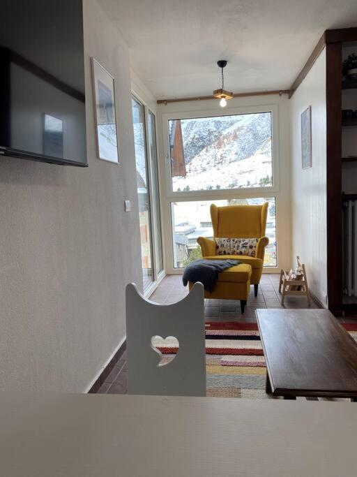 Cozy Apartment Near The Slopes Breuil-Cervinia Bagian luar foto