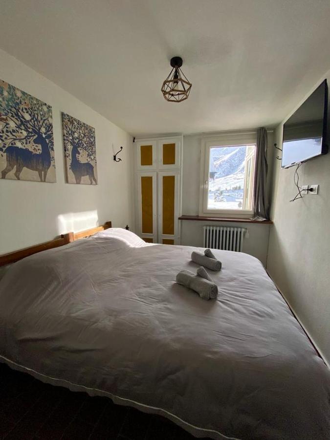Cozy Apartment Near The Slopes Breuil-Cervinia Bagian luar foto